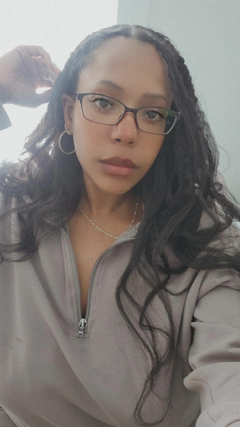 Customer photo review of Kinky Straight Human Crochet Hair
