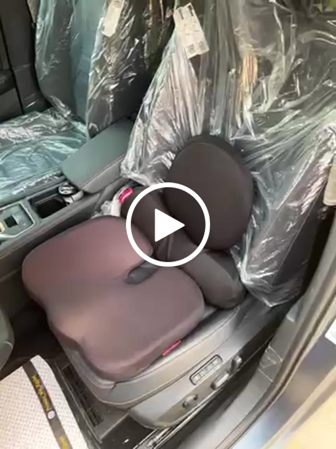 Customer video review of Raflow - Butterfly Back Support Pillow