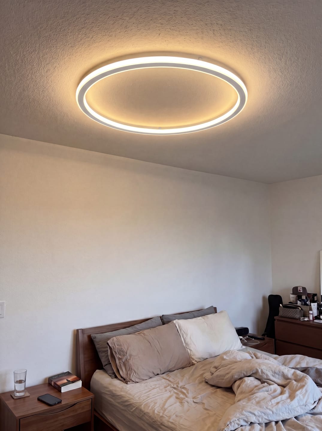 Avis client avec photo sur le plafonnier rond scandinave Mysaglobe