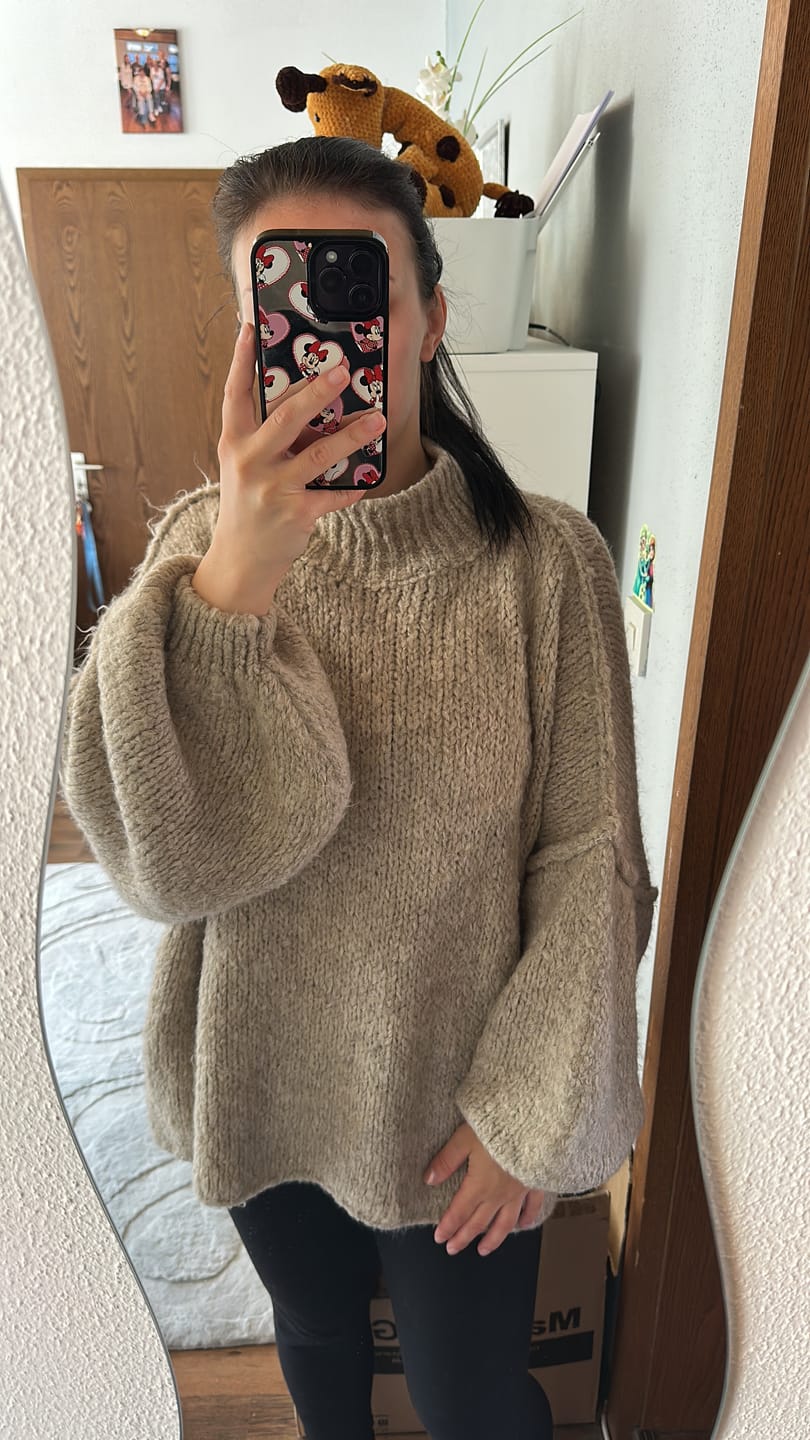 Customer photo review of Oversize Pullover "CasualCozy"