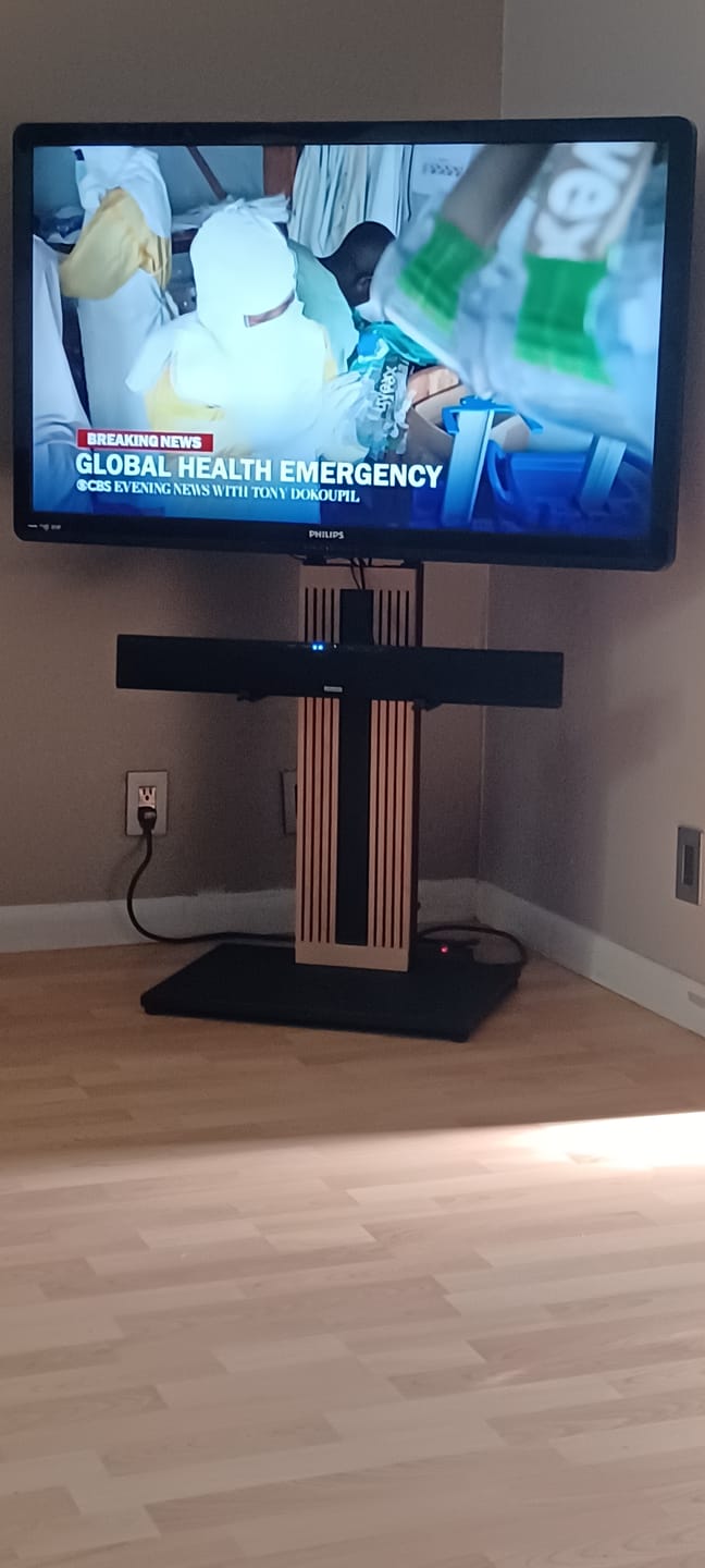 Customer photo review of Zen FT65 TV Stand
