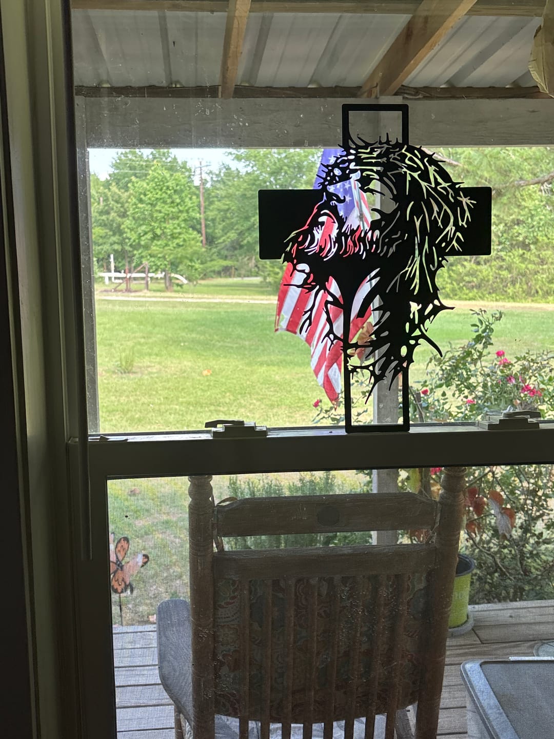 Customer photo review of Christianartworkshop Crown of Thorns Jesus Cross Metal Wall Decor: Heartfelt Faith Statement