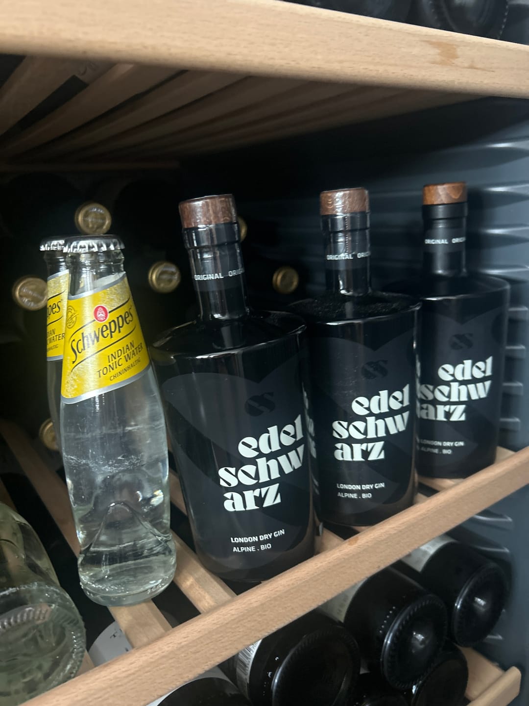 Customer photo review of London Dry Gin / Premium