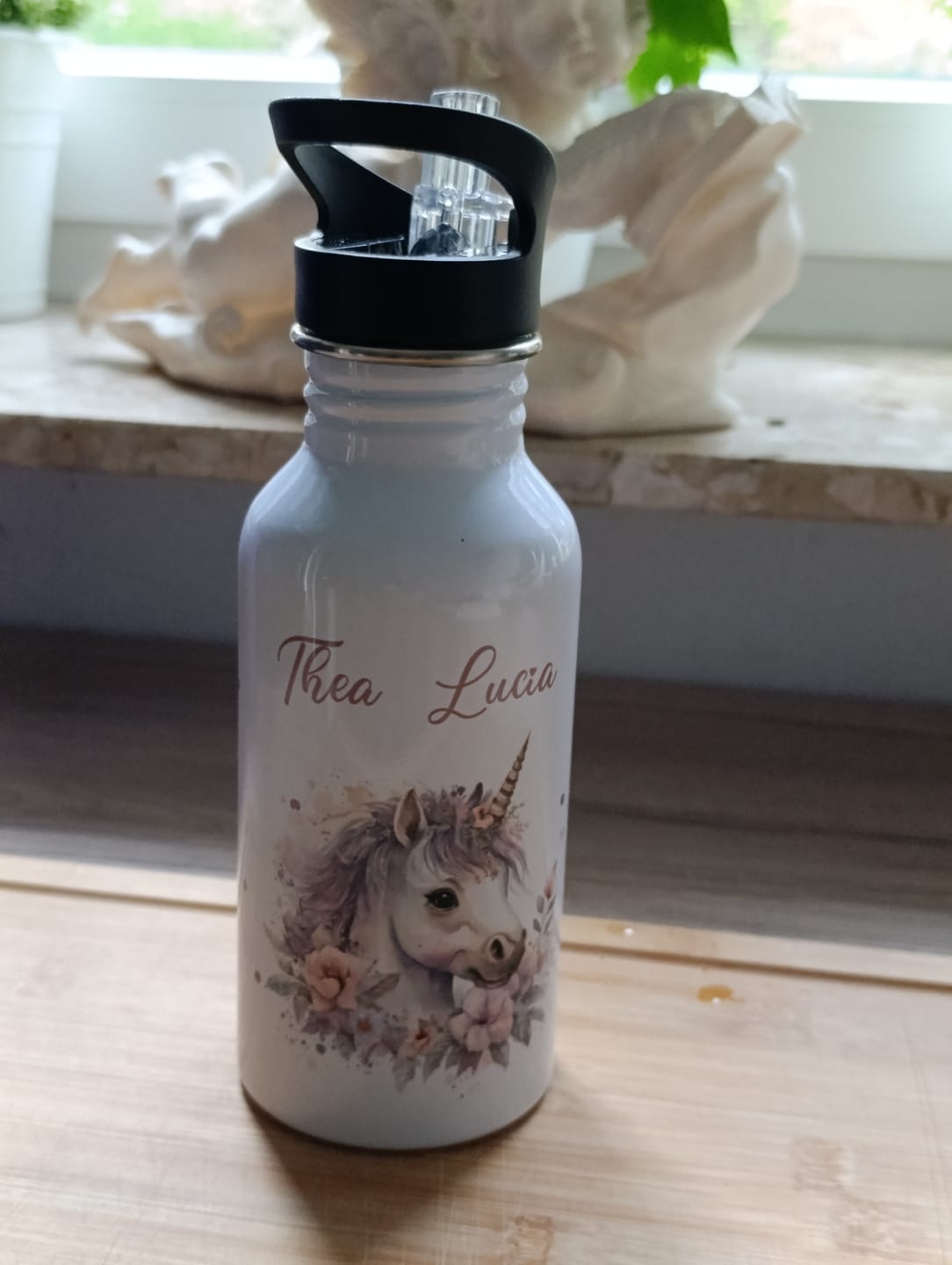 Customer photo review of Trinkflasche Kinder Edelstahl - Einhorn mit Blüten