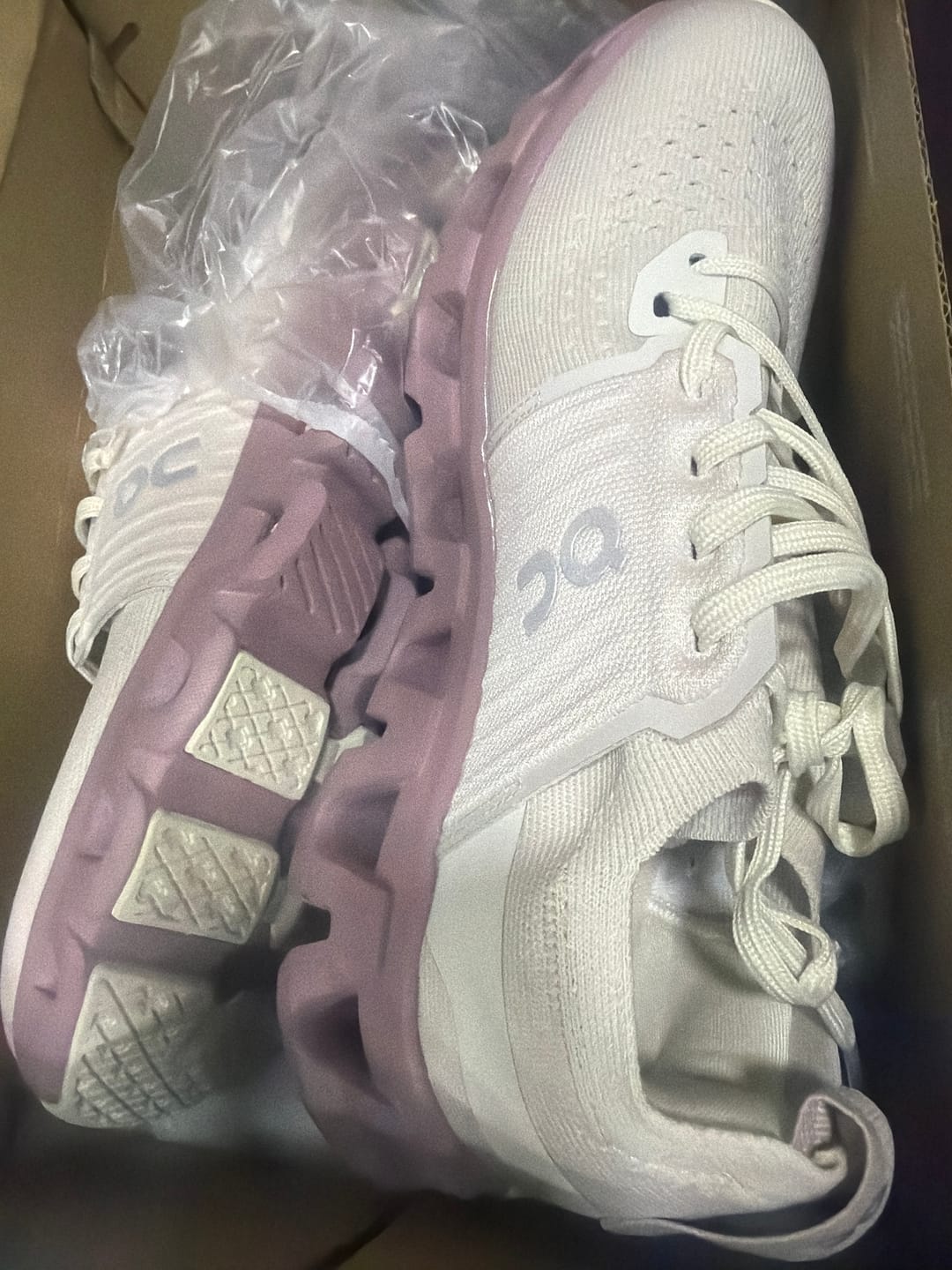 Customer photo review of Cloudswift 4 Pearl Mauve - CSM