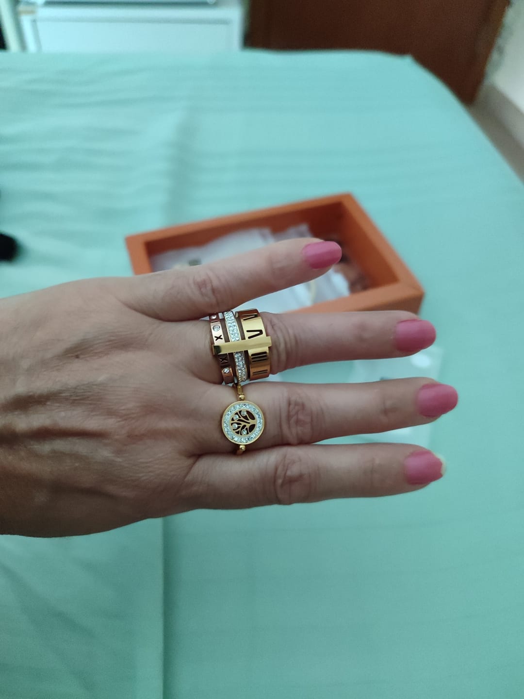 Customer photo review of Anel Árvore da Vida Banhado em Ouro 18k