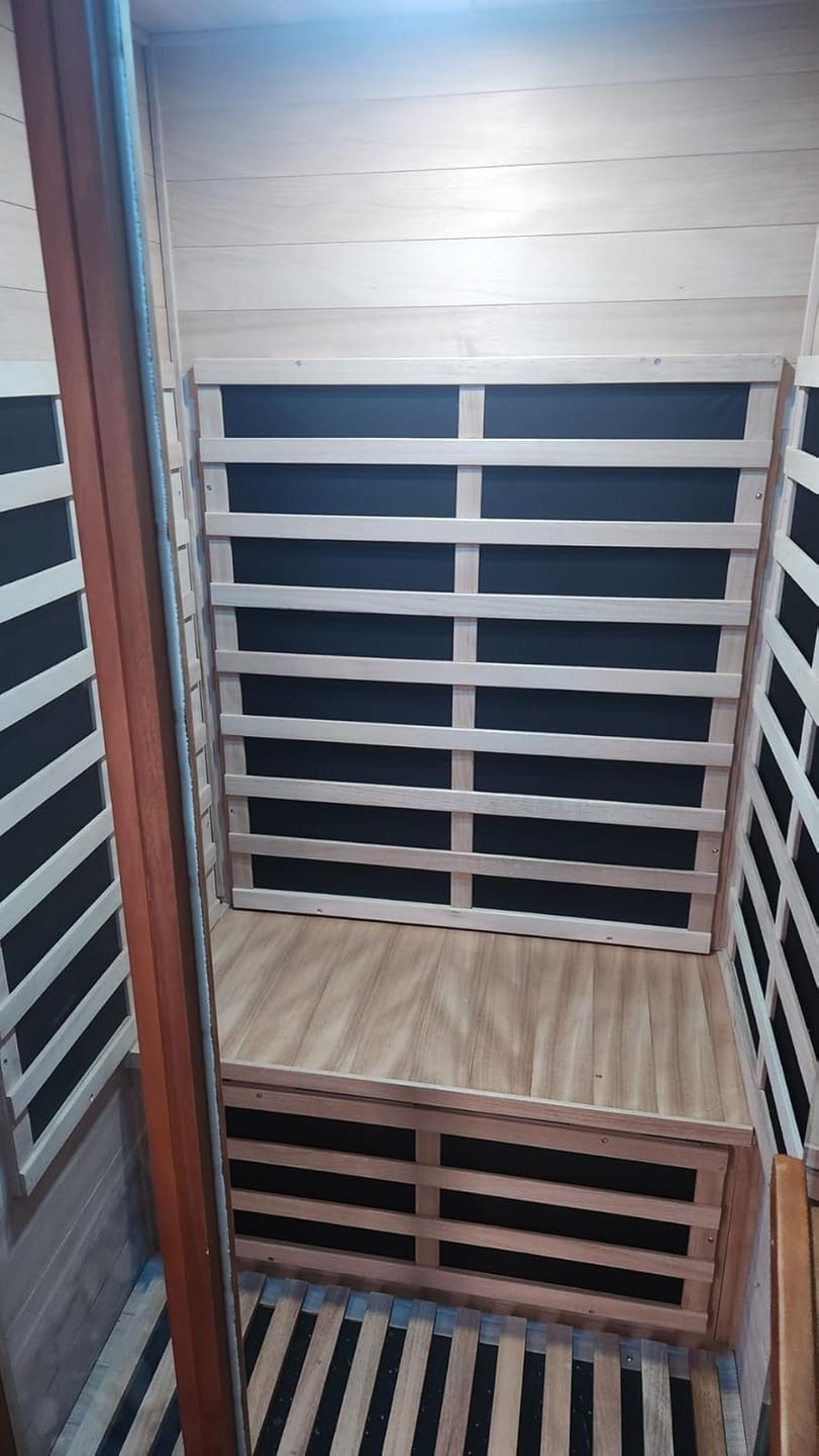Customer photo review of Hosauna T-51C5 Indoor 1 Person Infrared Sauna | Spacious Design