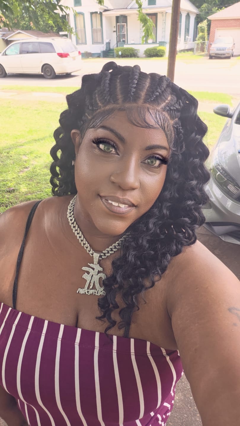 Customer photo review of Amazonia Green Prescription Coloured Contact Lenses