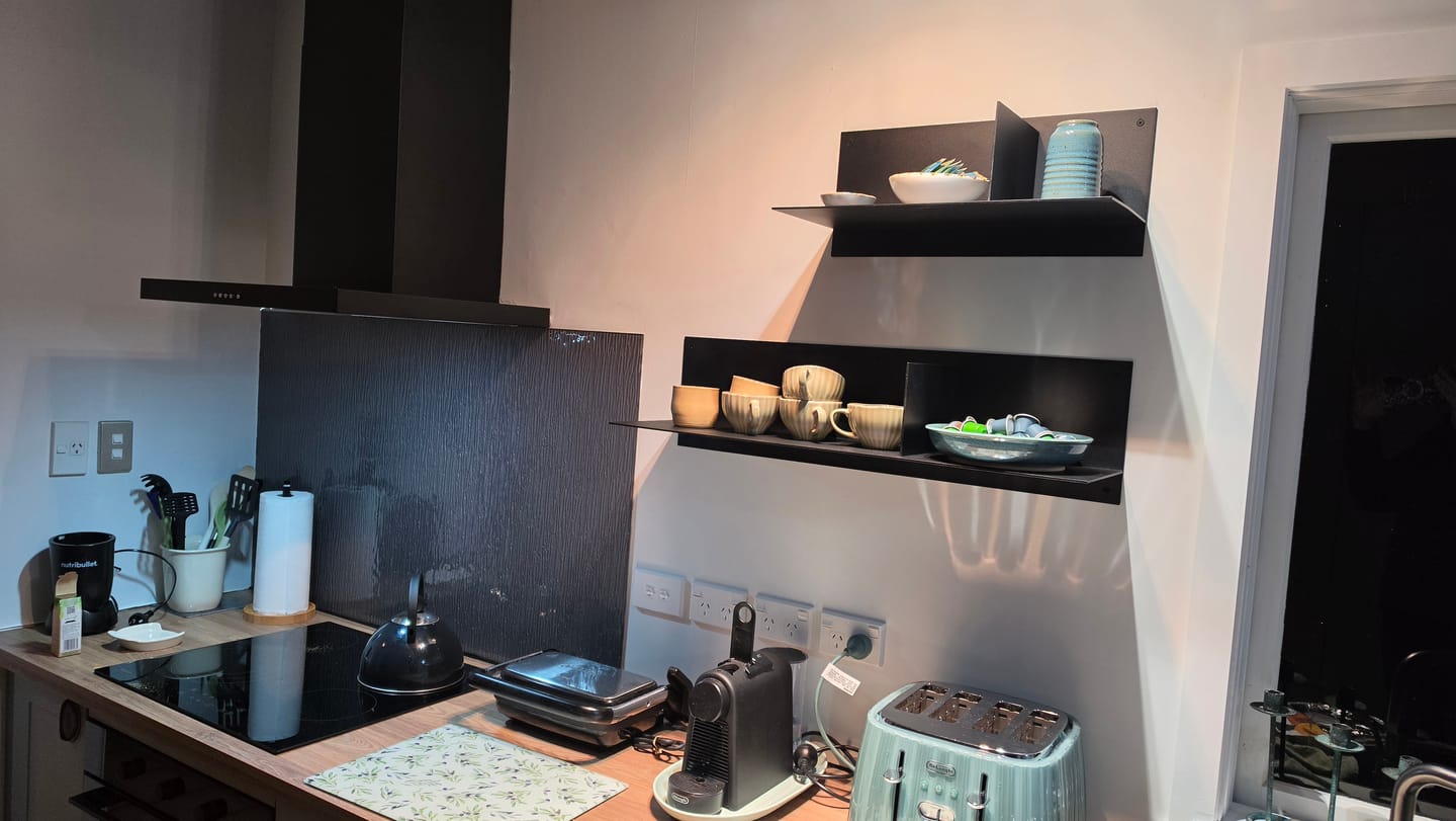 Customer photo review of FOLD Layout Shelf 500