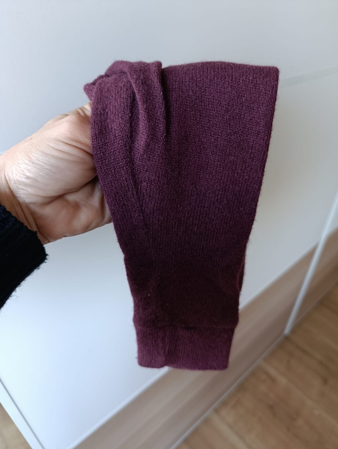 Customer photo review of Upcycling Schmale Kaschmirhose dunkle Aubergine