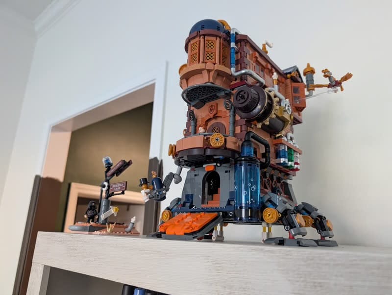Customer photo review of Alchemists Moving Castle by LumiBricks