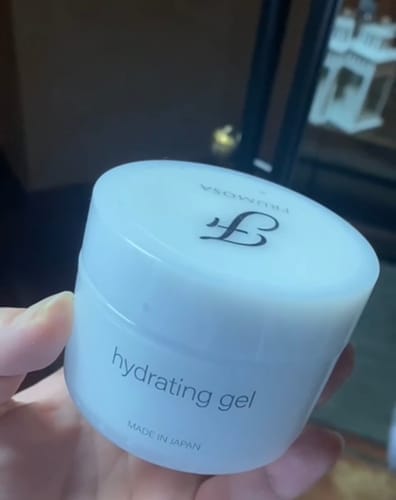Customer photo review of Hydrating Gel