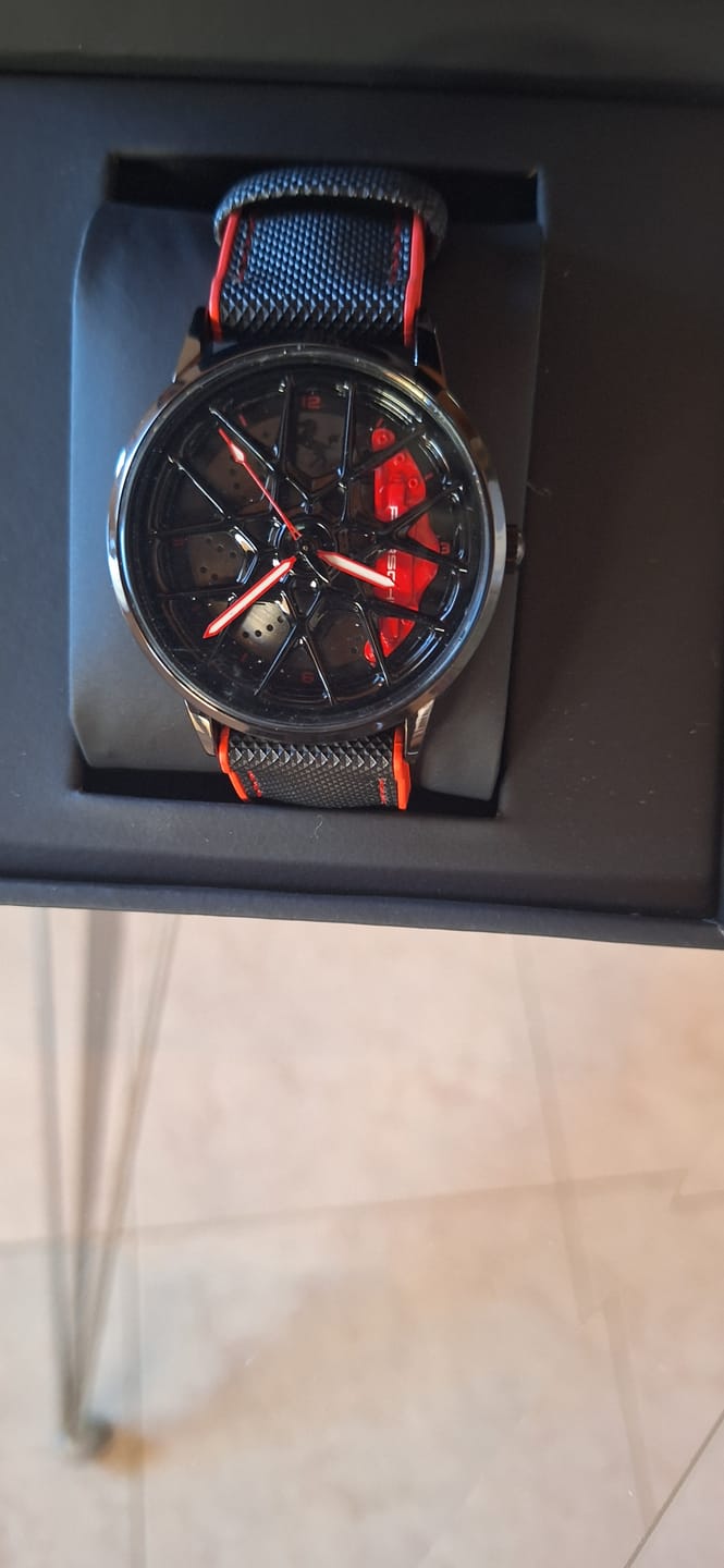 Customer photo review of HMN Boxster Spyder 718