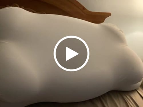 Customer video review of Cloud Cooling Pillow Case