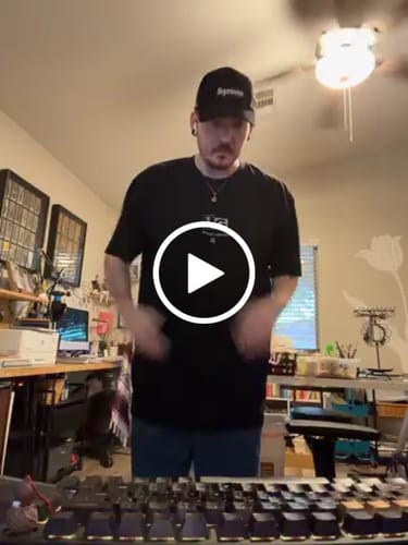 Customer video review of [Limited Edition] 'Cartoons: Samurai Jack' Heavyweight T-Shirt
