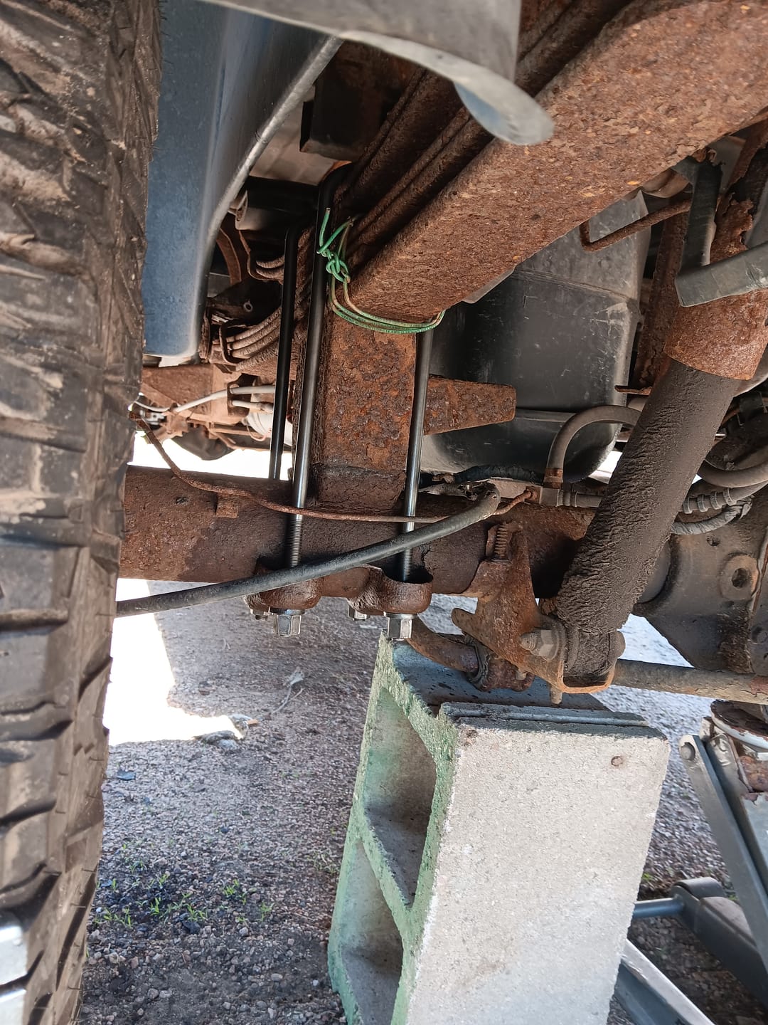 Customer photo review of 1/2 Inch Diameter U-Bolts Semi Round