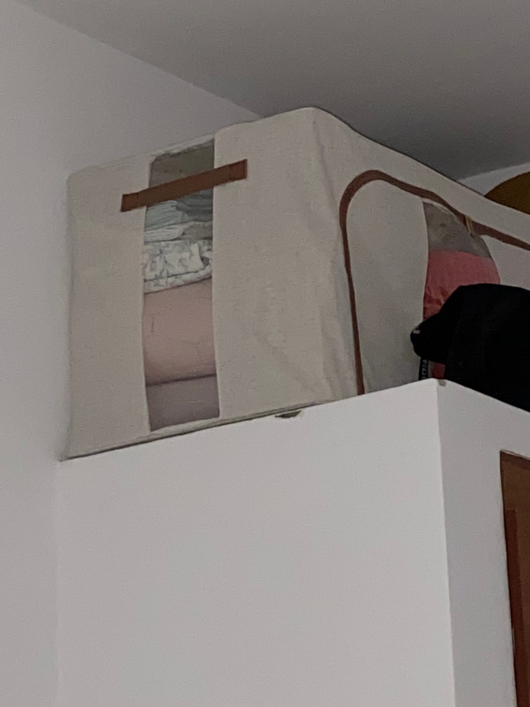 Customer photo review of Caja Plegable Organizadora Para Armario