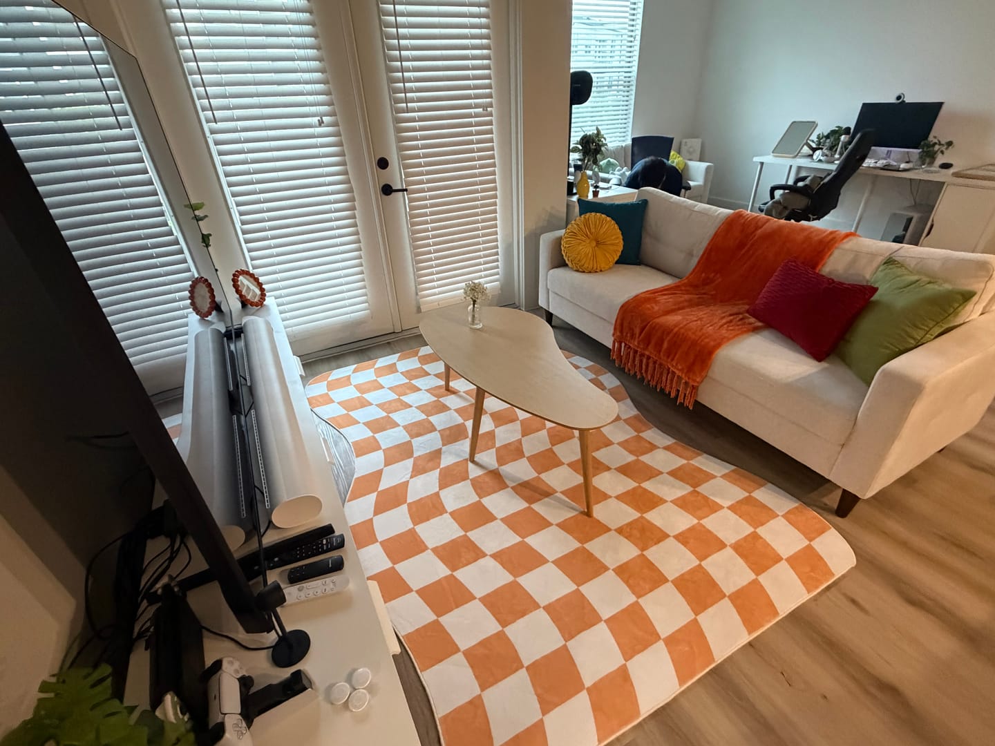 Customer photo review of Yellow Wavy Checkered Rug