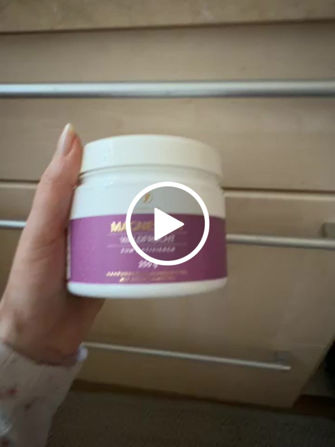Customer video review of Ionisches Magnesium **Waldfrucht** 250g Dose