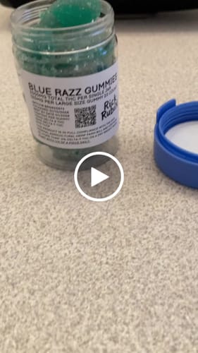 Customer video review of Blue Razz THC Gummies D8 D9 THCP 5000mg 40 Ct