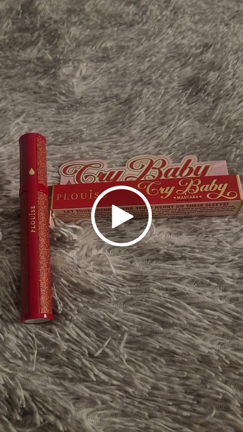 Customer video review of Cry Baby Mascara 10g