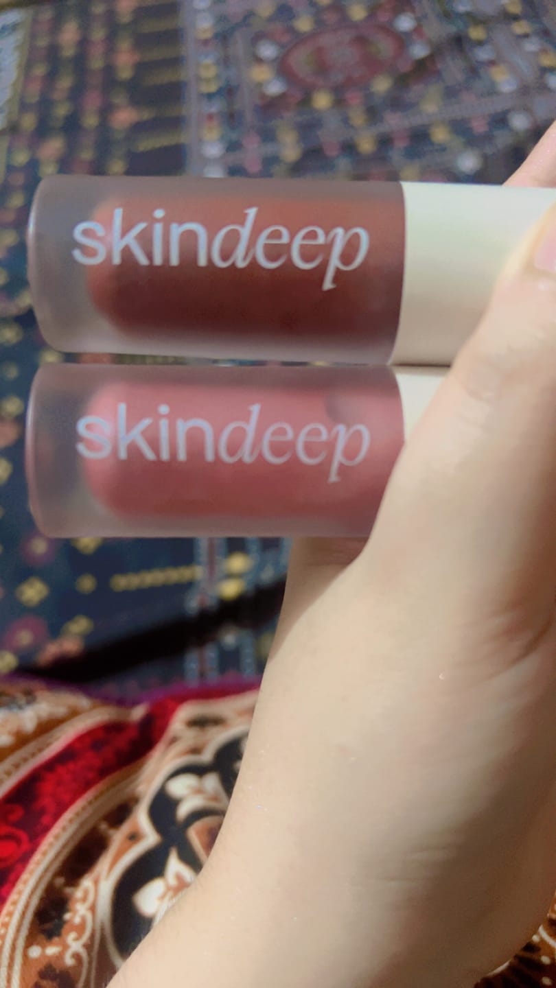 Customer photo review of Gloss POP™ - High-Shine Lip Gloss