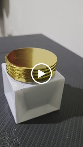 مراجعة بالفيديو من عميل لمنتج Oud Lover Bakhoor 30g Rouh Al Emarat