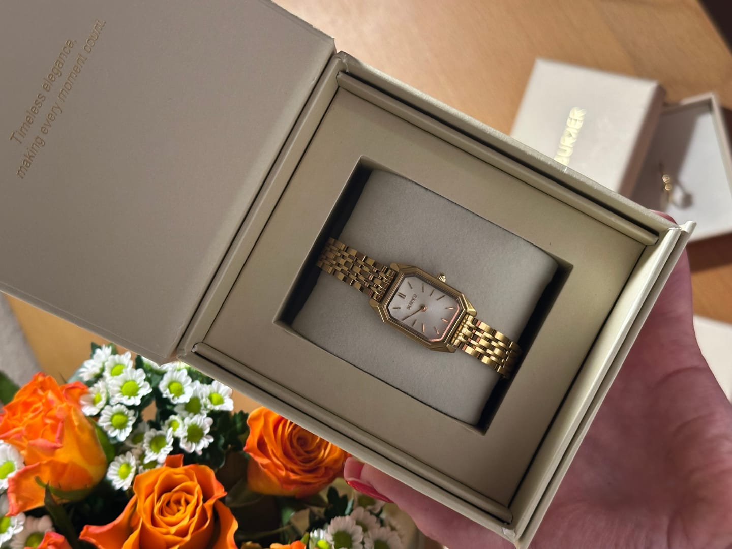 Customer photo review of Isabell Petite Gold