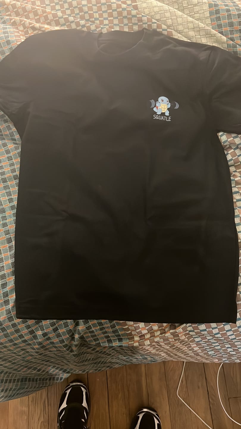 Customer photo review of squatle Shirt