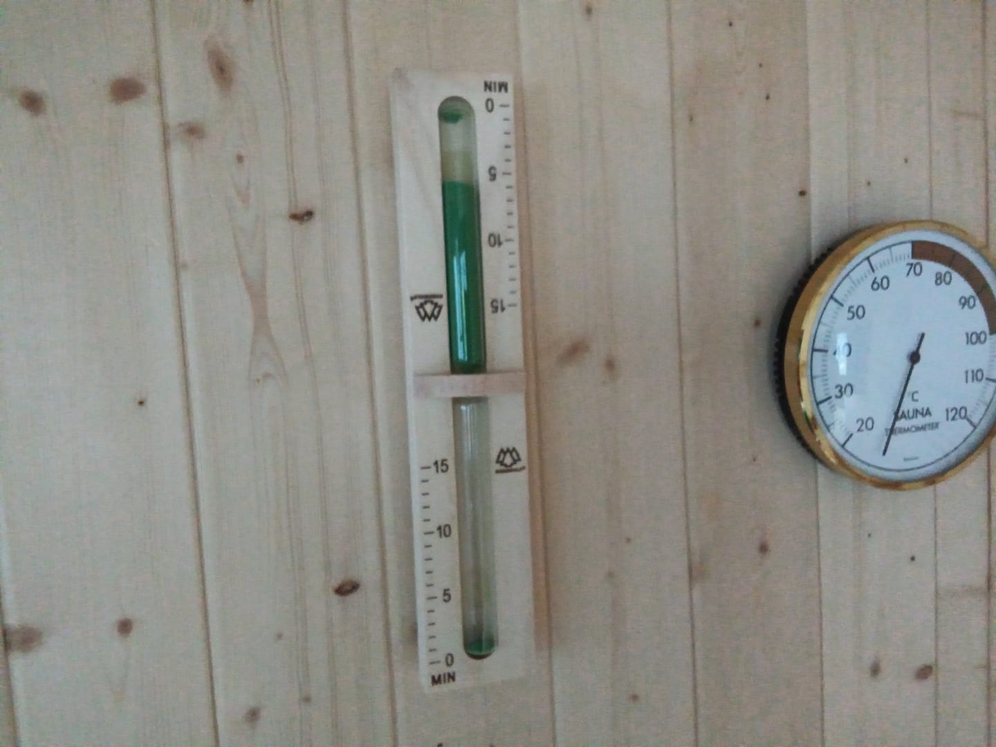 Customer photo review of Sauna Sanduhr