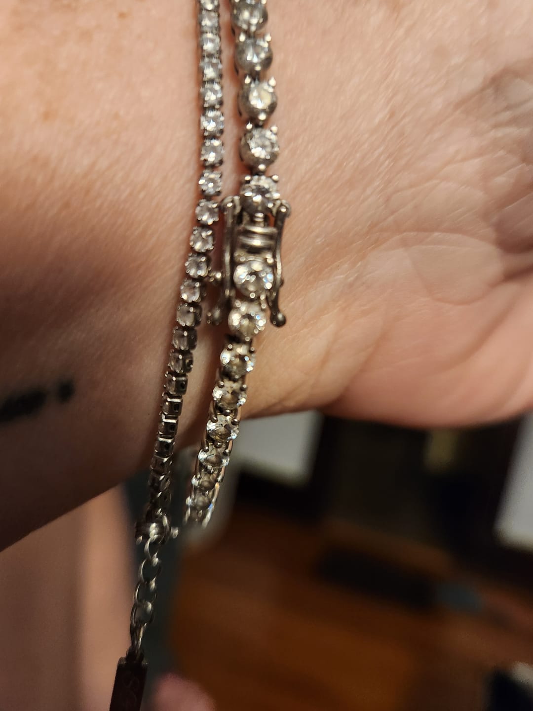 Customer photo review of Minimal Tennis Bracelet