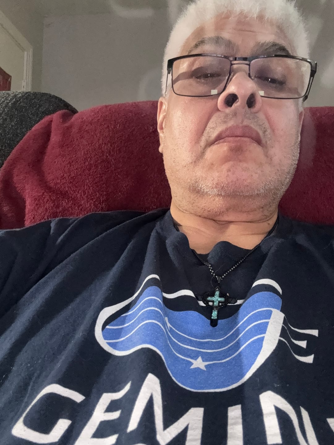 Customer photo review of FREE Today: Thorn-Wrapped Inlaid Cross Pendant Necklace: A Symbol of Christ’s Sacrificial Love