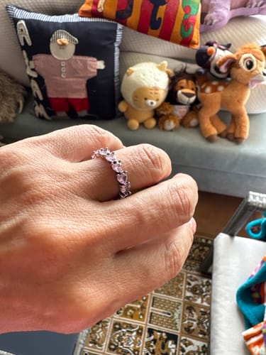 Customer photo review of ANILLO PANDORA PROMESA ALIANZA CORAZONES ROSAS PLATA .925