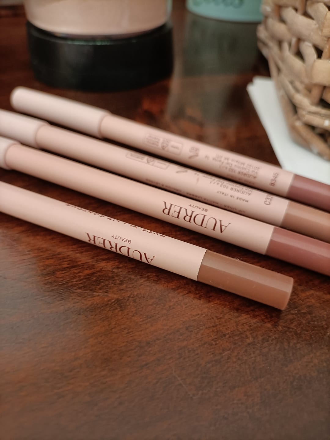 Customer photo review of Lip Contour