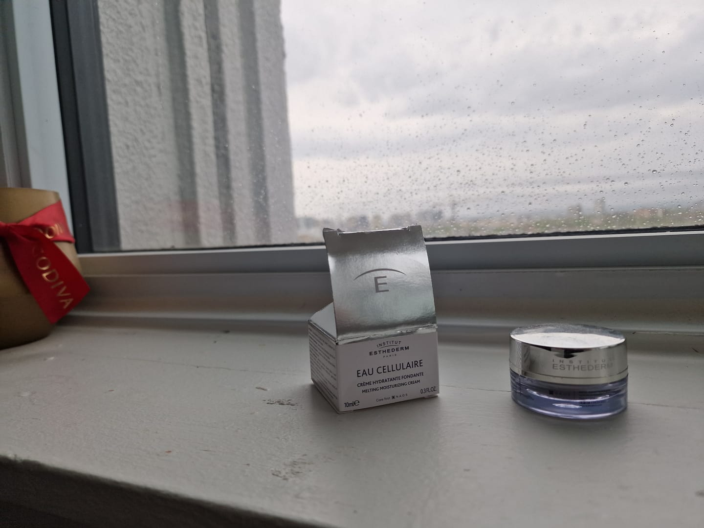 Customer photo review of Crème Hydratante Fondante Eau Cellulaire - Échantillon deluxe