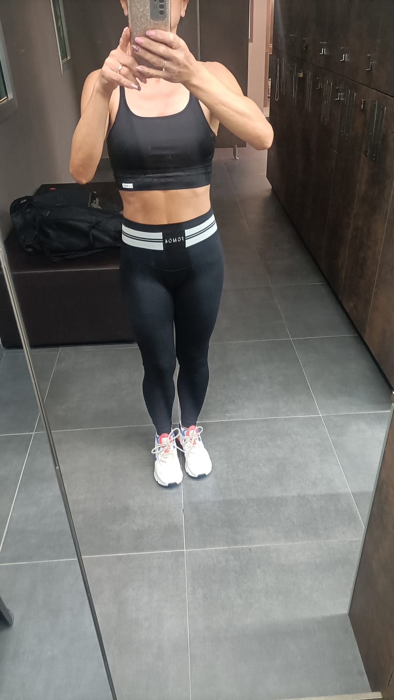Customer photo review of Leggings Ikona Nero