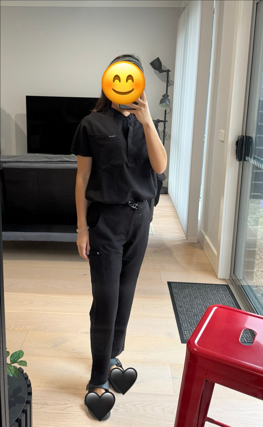 Customer photo review of MABEL Mandarin Collar Scrub Top - Black | SLTECH™