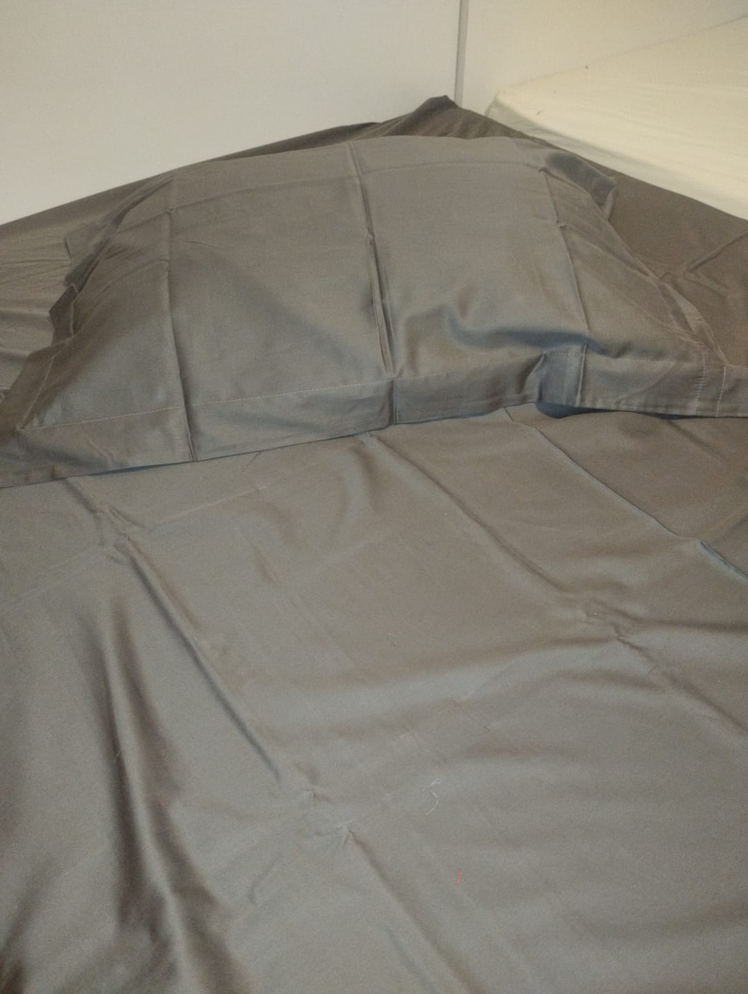 Customer photo review of Sateen Fitted Sheet Set