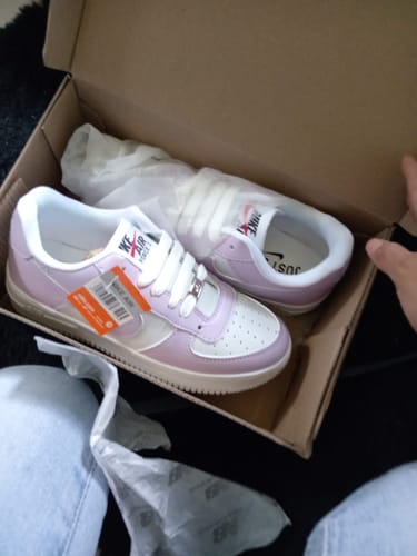 Customer photo review of Tenis 275 Blanco Negro