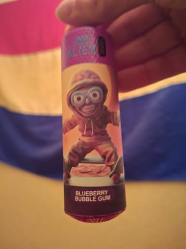 Customer photo review of JNR Alien 10K - Vaper Desechable - Cigarrillo Electrónico - 2% - 10000 Caladas