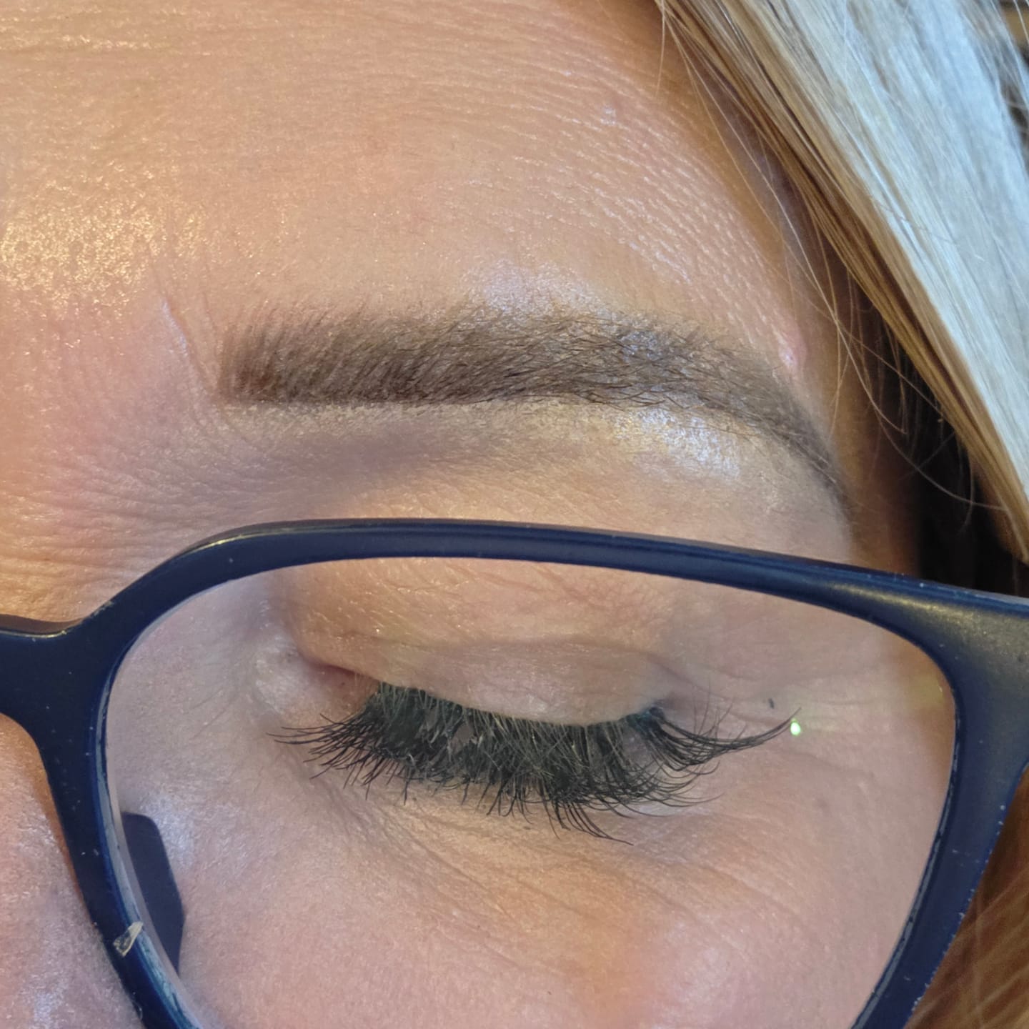 Customer photo review of Fyne Strokes Brow Pen.