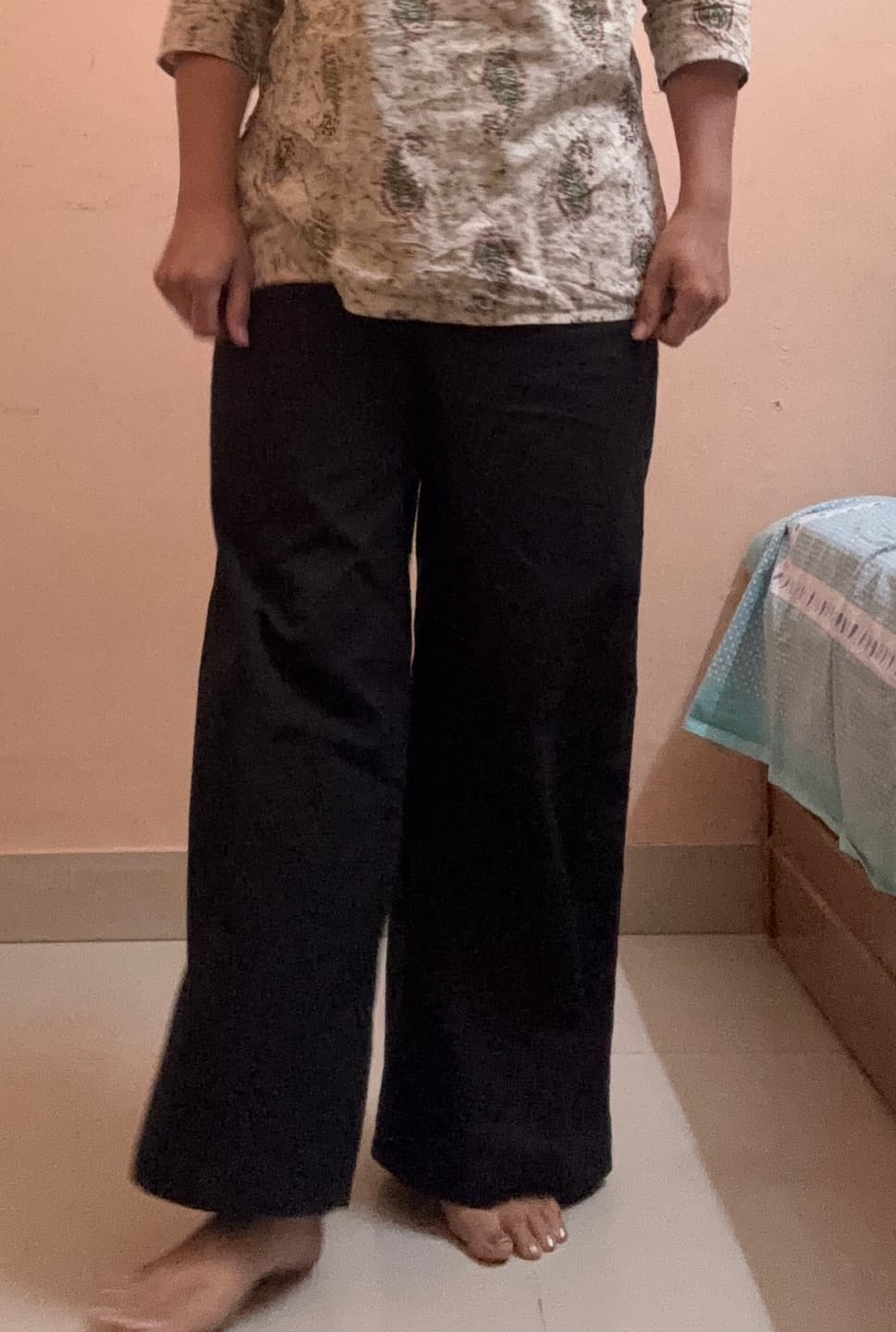 Customer photo review of Women Black Airy Linen Wide Leg Pant