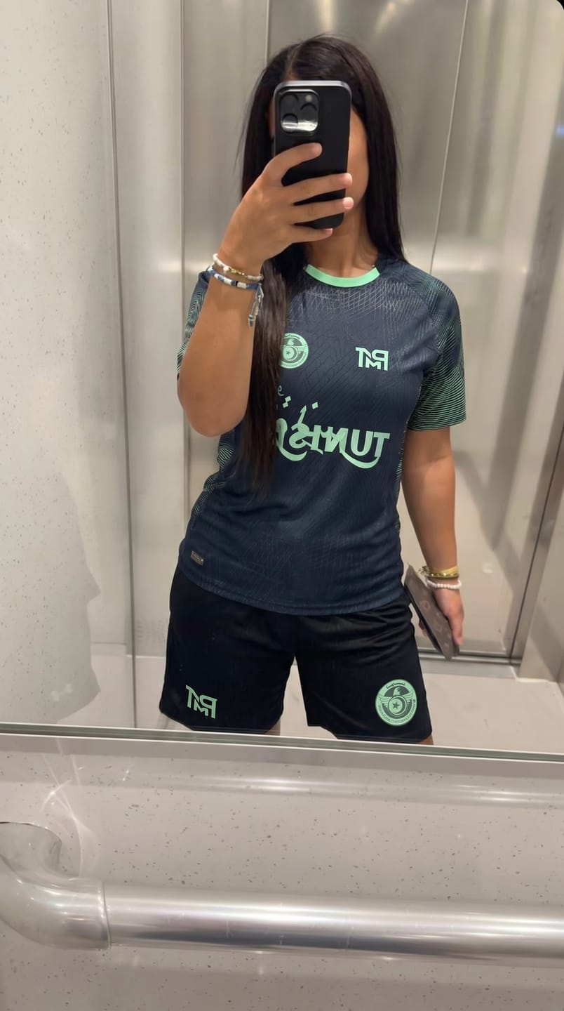 Customer photo review of Tunisia Green