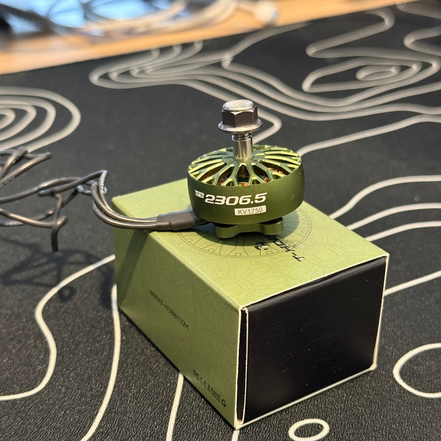 Customer photo review of it's 2306.5 1750KV Motor