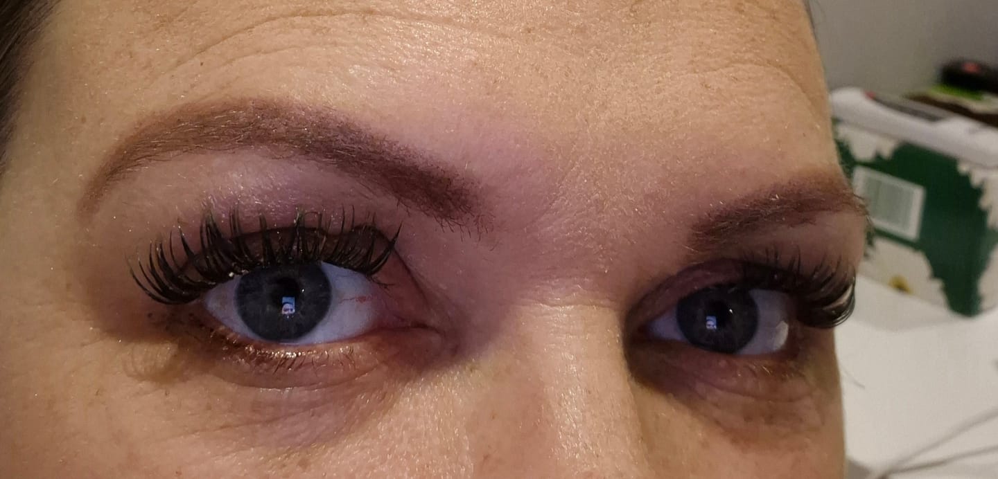 Customer photo review of Flora Lash Kit
