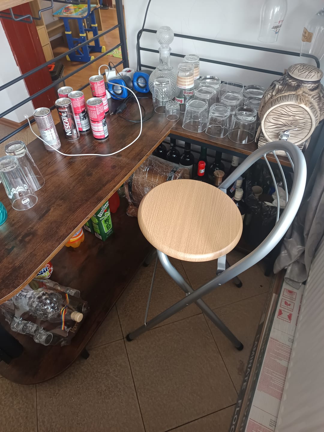 Customer photo review of Scaun bar BOXER, stejar/aluminiu, 36x44x80 cm