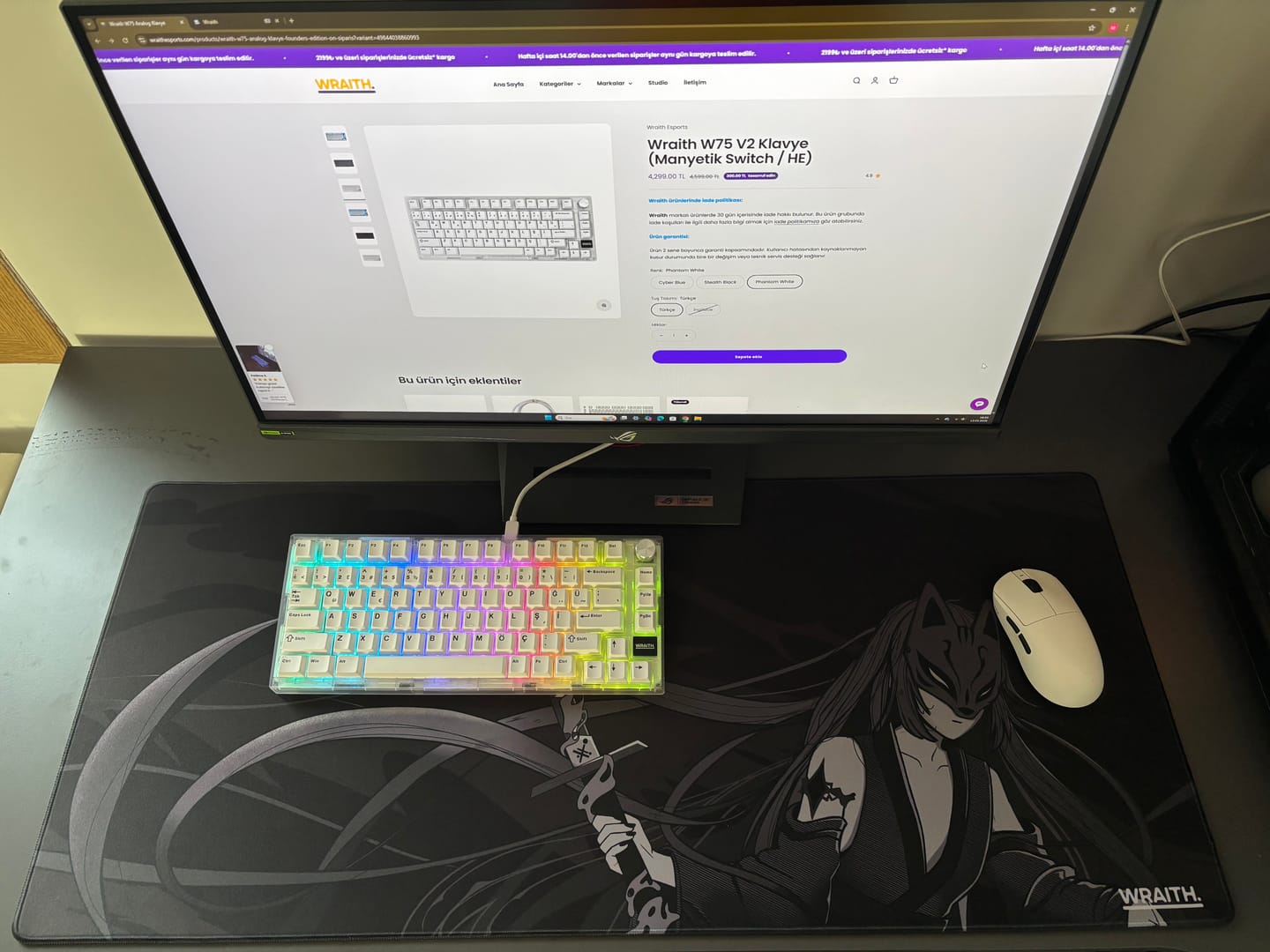 Customer photo review of Wraith Kitsune Edition Deskmat