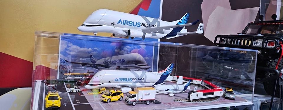 Customer photo review of Airbus A330-743L BelugaXL 1:150 Scale Model