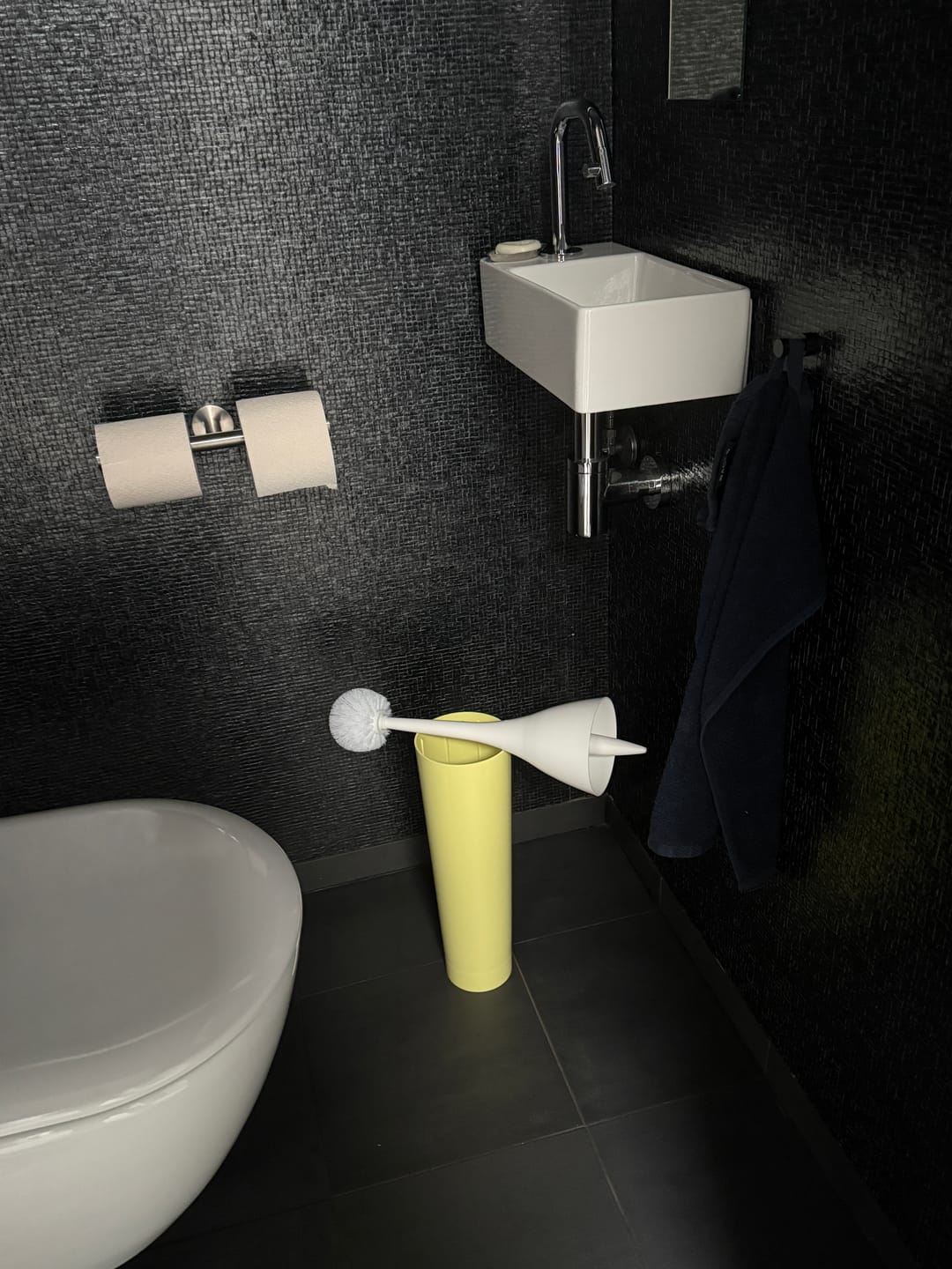 Customer photo review of EXCALIBUR Toilet Brush Yellow