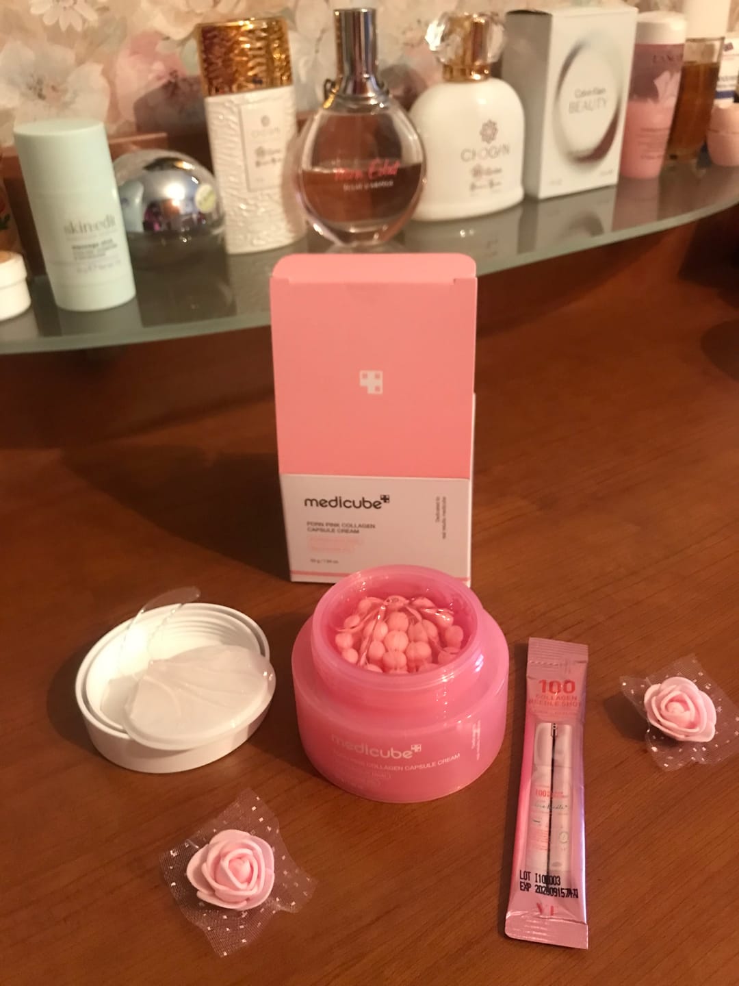 Customer photo review of Kapsulu liftinga krēms ādas tvirtumam Medicube PDRN Pink Collagen Capsule Cream